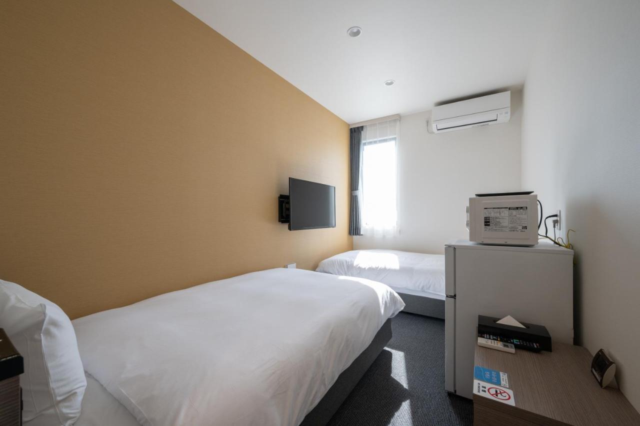 Hotel R9 The Yard Futtsu Екстер'єр фото
